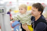DAD and toddler supermarket