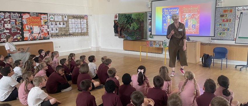 Hastings_LitUp_Project_AuthorVisit