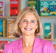 Joanna Headshot resized