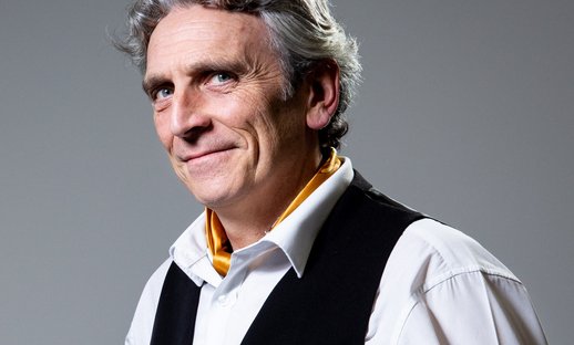 Richard Headshot
