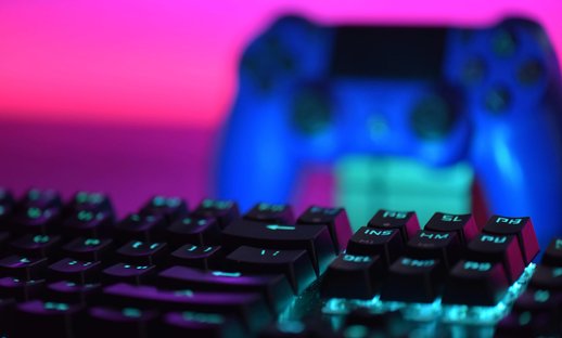 Video games and the future of literacy_console and keyboard brian-j-tromp-Y50rsCtcS_8-unsplash