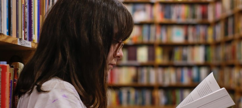 Arranging school class visits to the local library | National Literacy ...