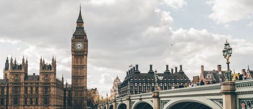 houses of parliament write to your mp.jpg