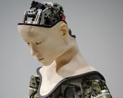 AI and literacy: what we know so far. Image: Possessed Photography, Source: Unsplash